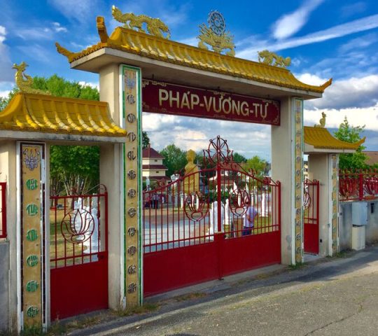 Temple Bouddhiste Allier : Pagode Phap Vuong Tu