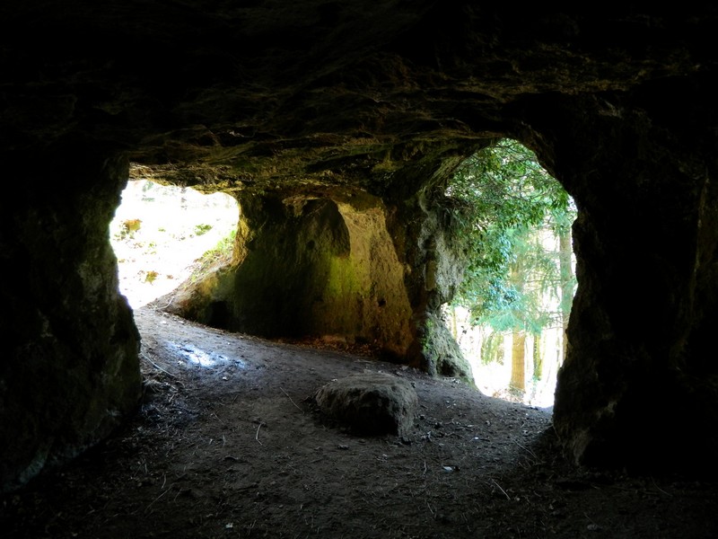 Grotte Troglodytique de Couteaux