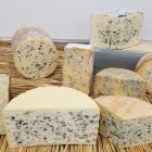 La Saucisse de Choux : Une Spécialité Authentique de l’Auvergne