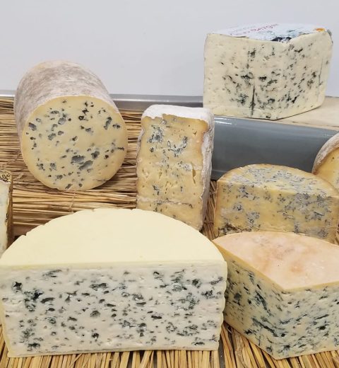 La Saucisse de Choux : Une Spécialité Authentique de l’Auvergne